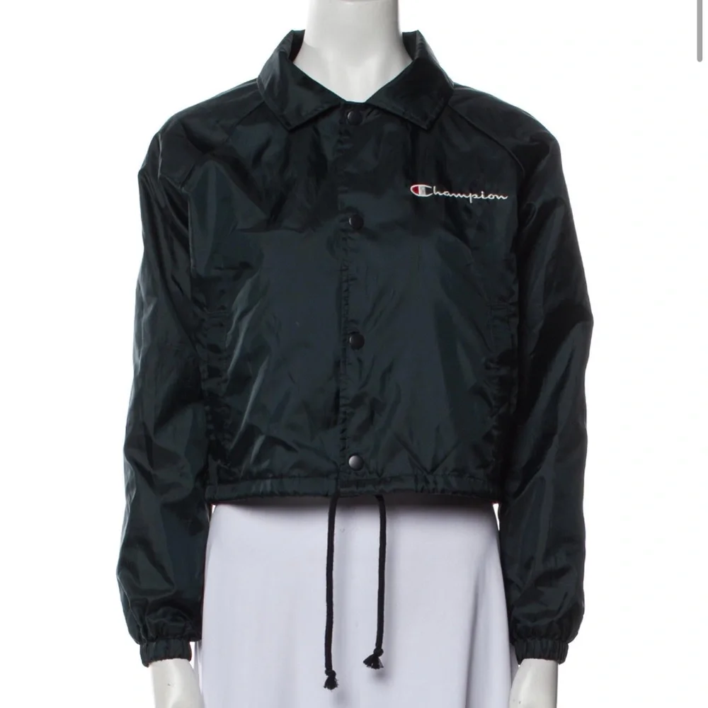 Champion Vintage Style Cropped Windbreaker - Picture 5 of 7